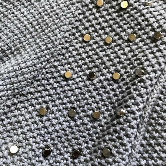 Cardigan - Picture 7 of 8